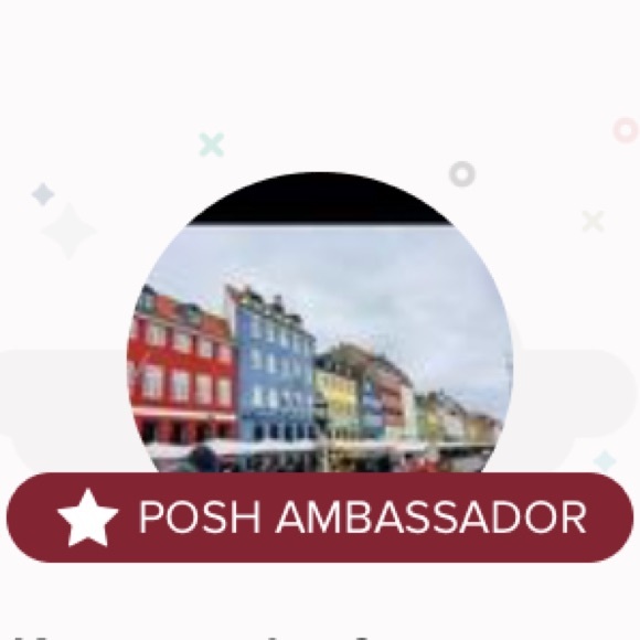 Meet your Posher - Picture 2 of 2